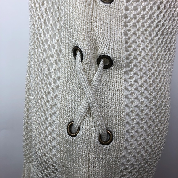 Ana Couture woman’s knit tank sweater - Picture 4 of 7